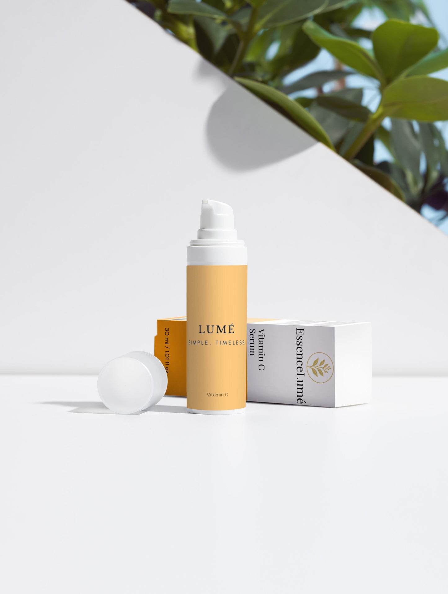 EssenceLumé Vitamin C Energizing Booster Serum